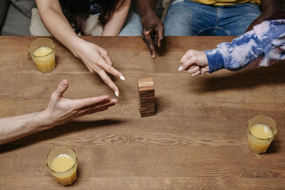 Опен-колл выставочного проекта «Камень, ножницы, бумага»