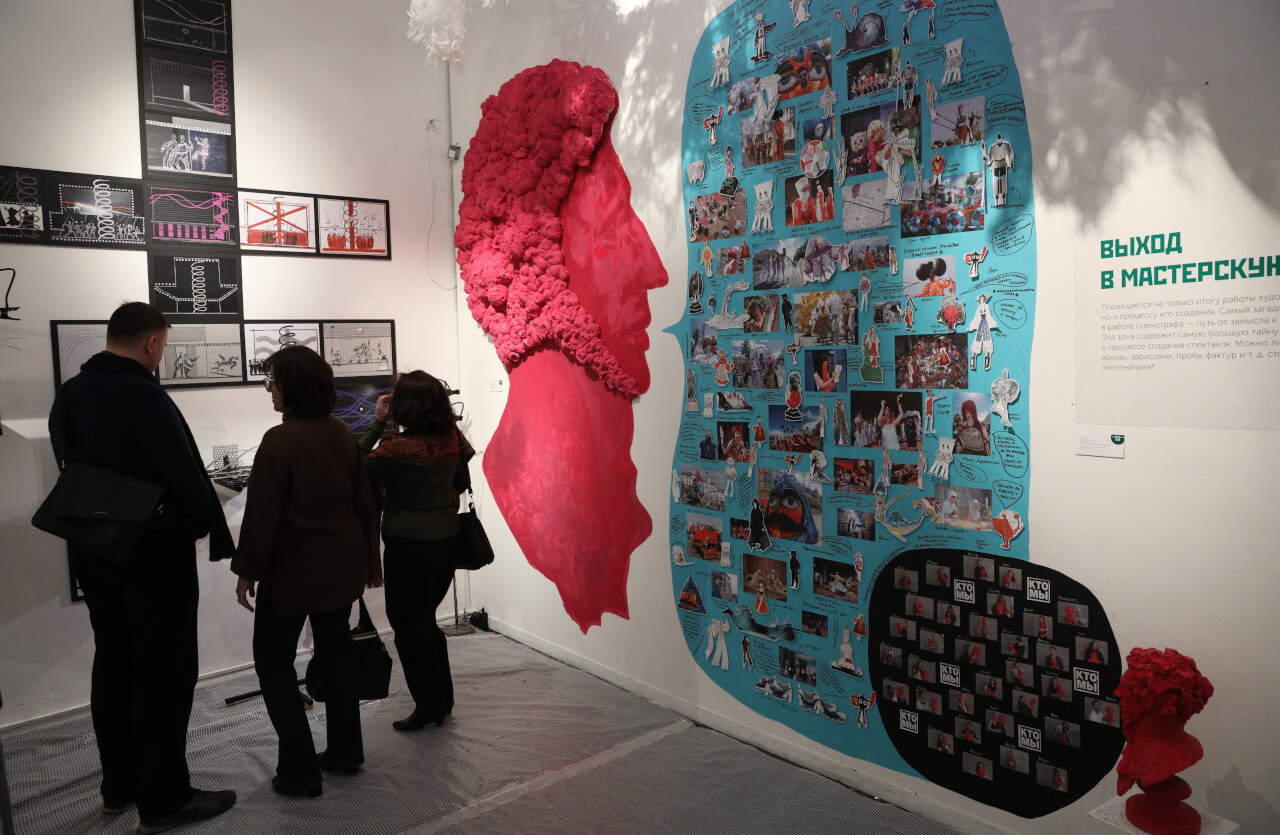 Студенты участвуют в ежегодной выставке «Итоги сезона»