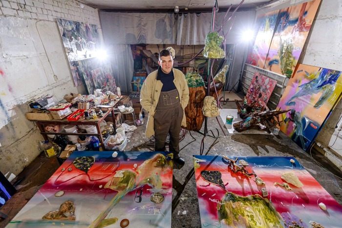 «Художник сегодня может и даже должен быть комбинатором». Интервью с Иваном Горшковым