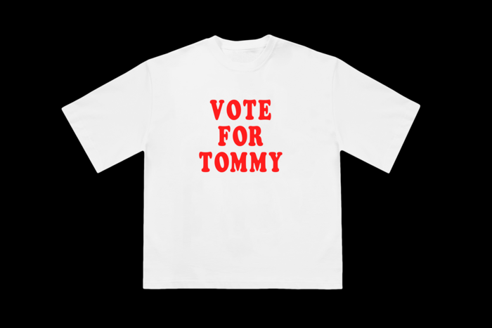 Выпускник и куратор Школы дизайна создал мерч для Томми Кэша к Евровидению