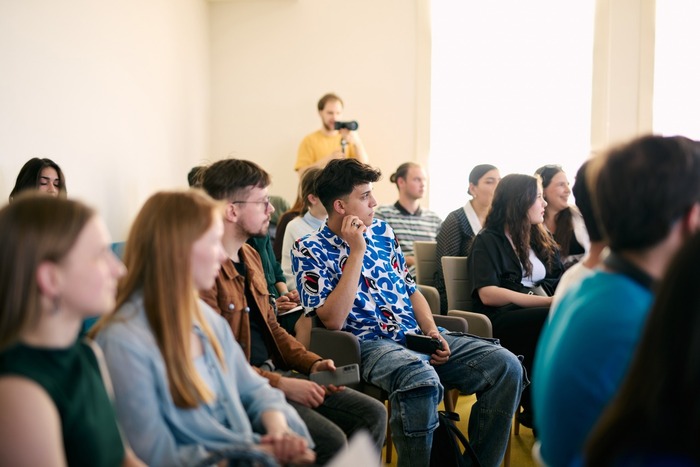 Дизайн как диалог: три встречи о выборе пути, голосе проектов и эстетике бренда