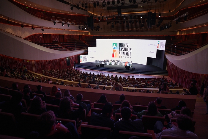 Школа дизайна на BRICS+ Fashion Summit 