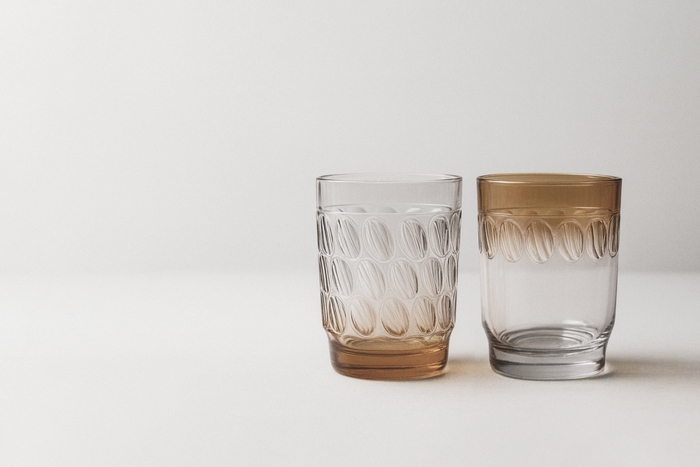 Наследие в деталях: выпускница Школы дизайна создала предметы для жилого комплекса с историей