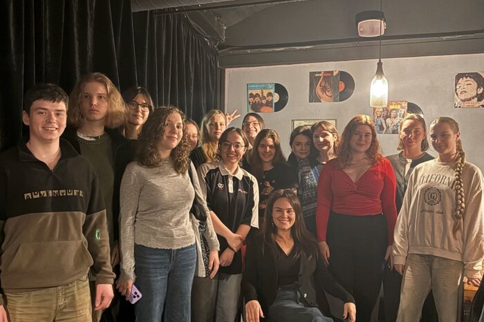 «Без директора талант не сияет!»: Анастасия Сайфулина рассказала студентам, как работать с личным брендом артиста