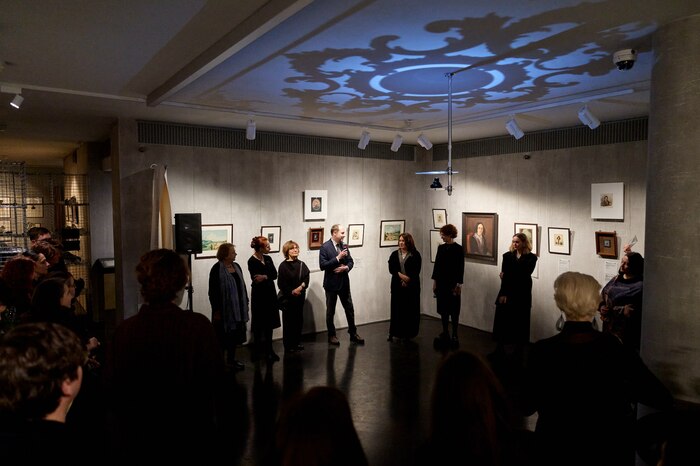 Выставка к юбилею восстания декабристов от куратора и студенток Школы дизайна