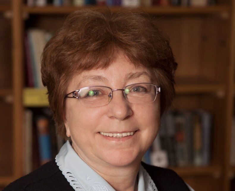 Елена Середина 