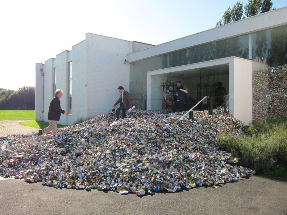 Томас Хиршхорн, Слишком-слишком, много-много, 2010