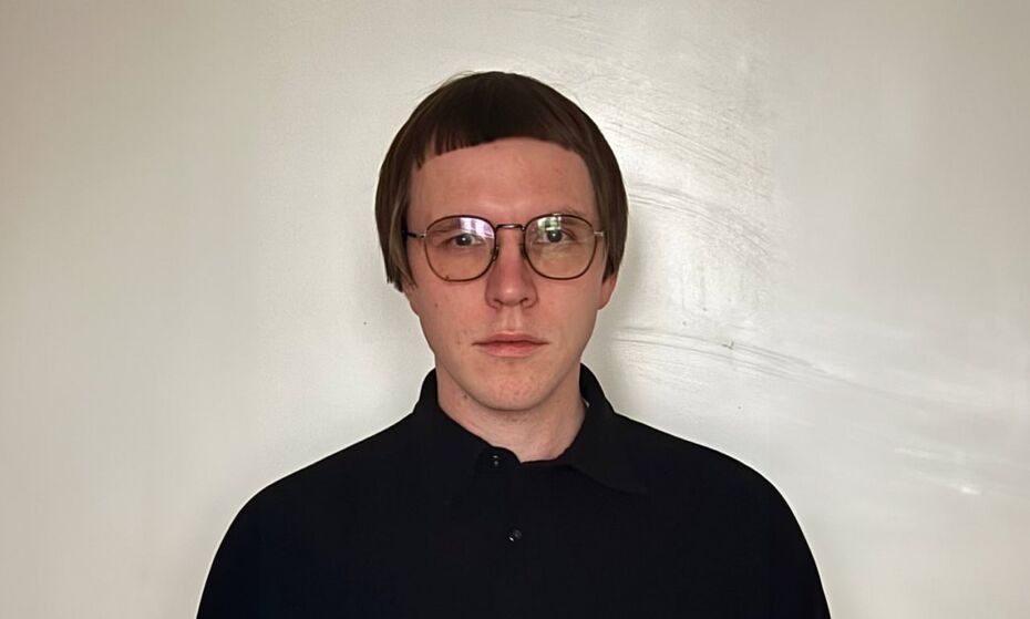 Арсений Попов